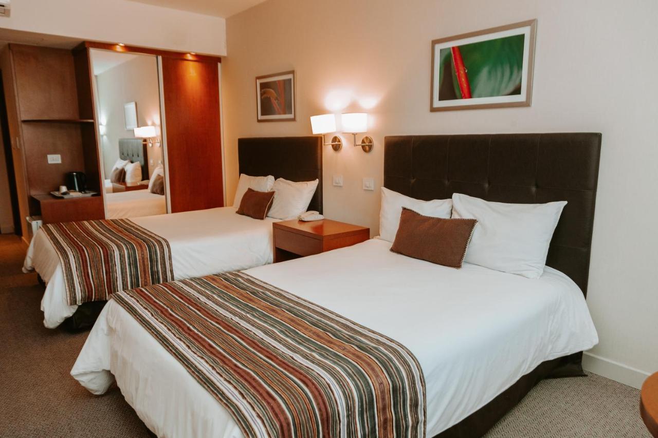 Howard Johnson Hotel Йерба-Буэна Экстерьер фото